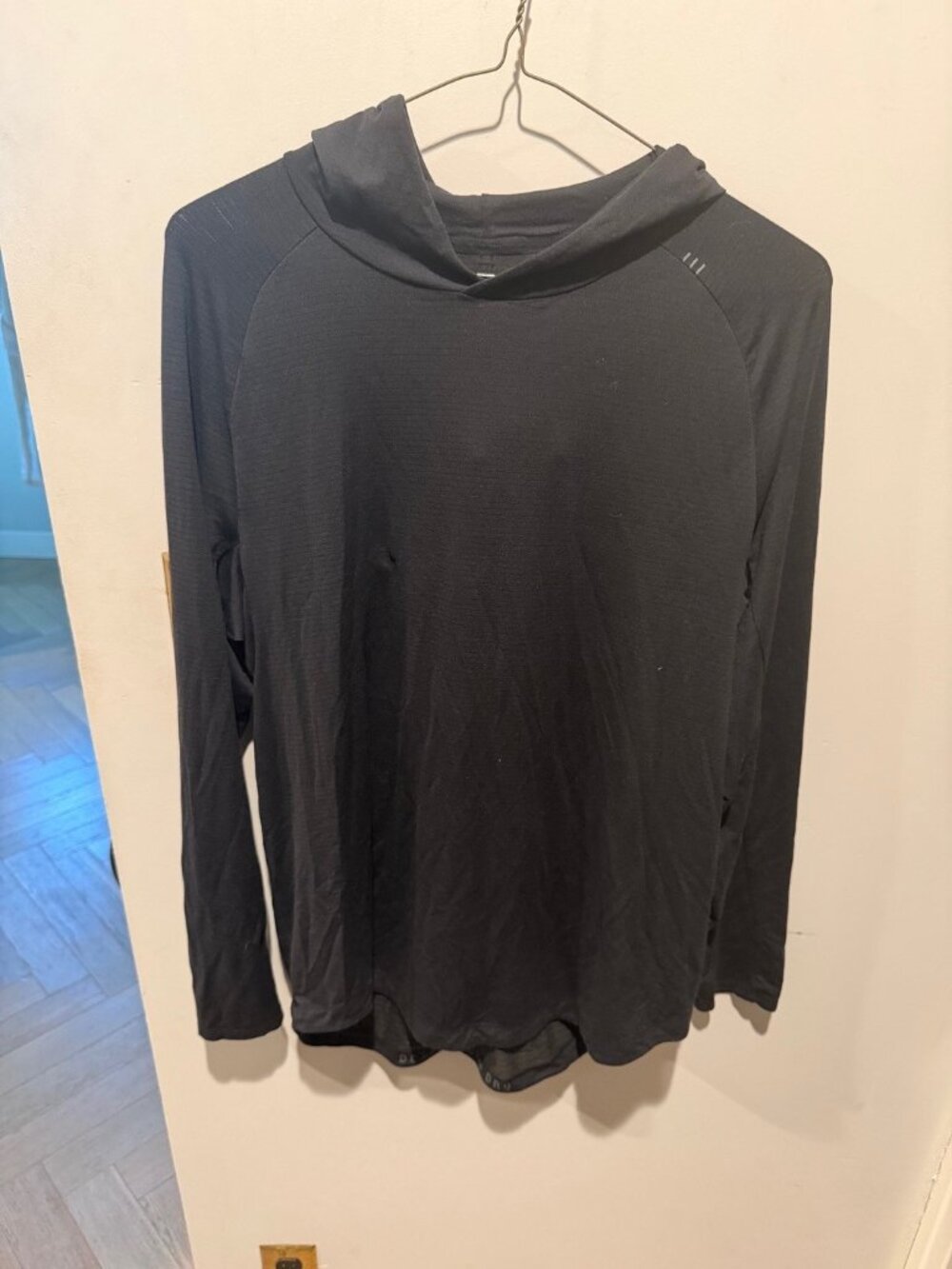 Lululemon Black Lightweight Hoodie – Men's XL – Performance Training Hoodie